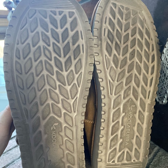 Uggs - Picture 4 of 4